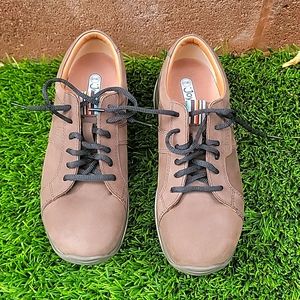 Joya ortholite wemons brown leather size 7 1/2